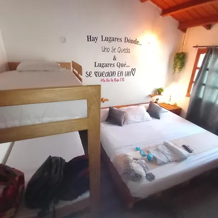 Pensión Confort Aire Ac - Desayuno - Tv - Baño Compartido - Excelente Ubicación Muelle Cruceros - Exquisita Atención Y Buen Ambiente *